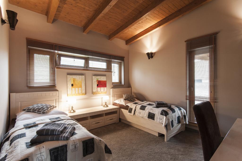 Hotel Marina Liptov Pri Liptovskej Mare Bobrovník Esterno foto